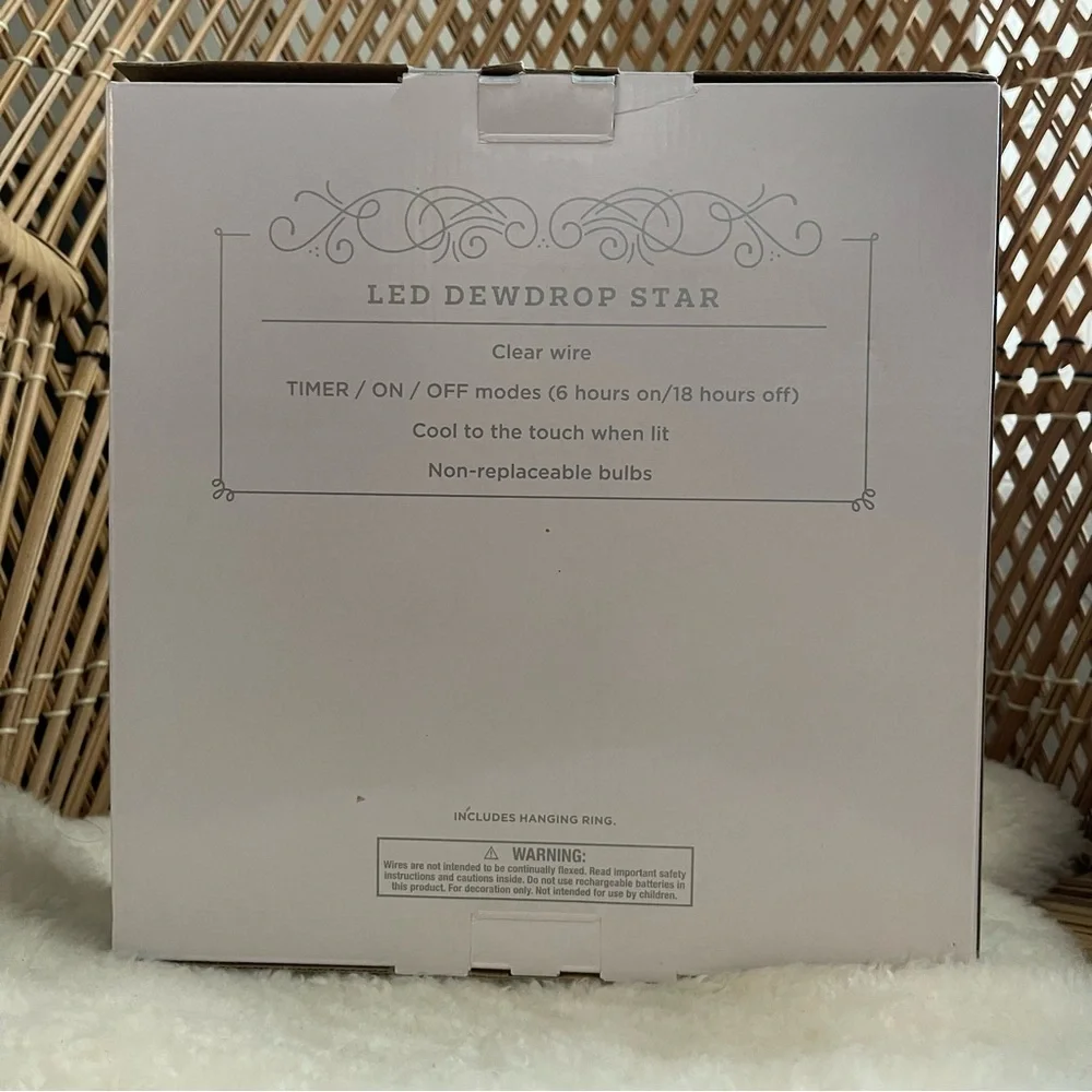 NWT Wondershop LED Dewdrop Star - Warm White